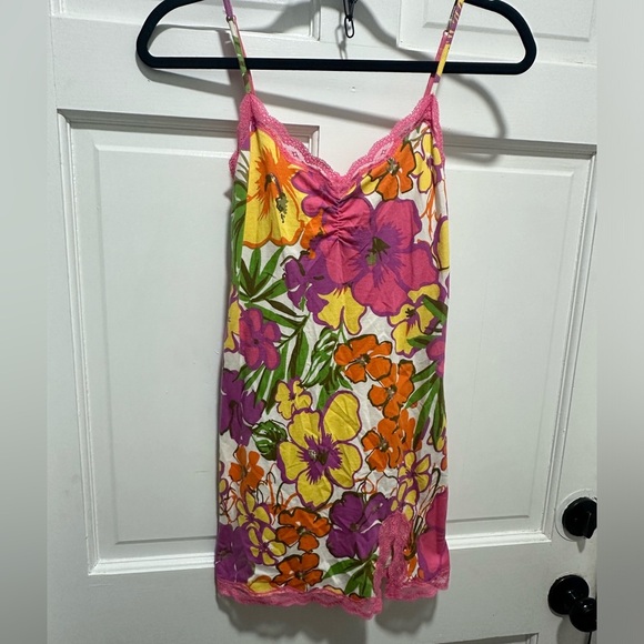 Victoria's Secret Other - Vintage Y2K 2003 Floral Lace Victorias Secret mini slip dress with slit size XS
